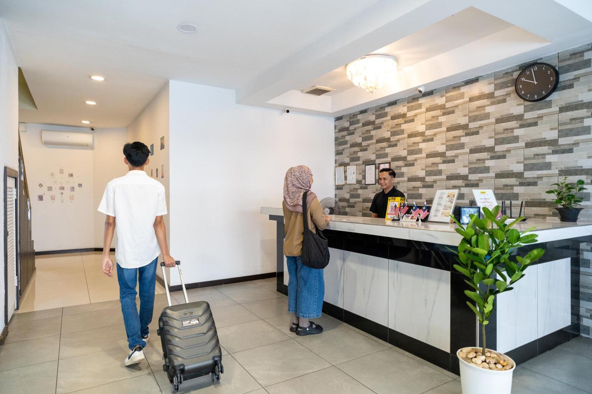 Pertama Lodge Tawau Exterior photo